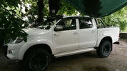 Козирок лобового скла (на кронштейнах) для Toyota Hilux 2006-2015 рр - 3