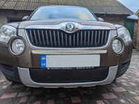 Зимова накладка на решітку (нижня, 2009-2013) Глянцева для Skoda Yeti рр