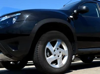 Накладки на арки (4 шт., чорний метал) Під фарбування для Renault Duster 2008-2017 рр