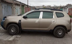 Молдинг дверних стійок (6 шт, нерж.) для Renault Duster 2008-2017 рр