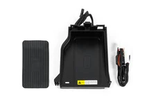 Комплект бездротової зарядки телефону (2015-2025) для Toyota Land Cruiser 200