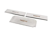 Накладки на пороги Carmos V3 (3 шт, нерж.) для Renault Trafic 2001-2015 рр