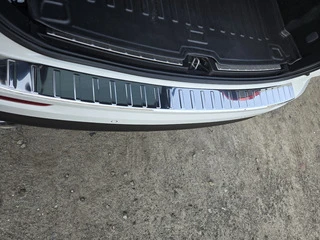 Накладка на задній бампер Carmos глянець (нерж) для Volvo XC60 2017- рр