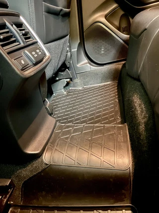 Задня перемичка килимок (Stingray Premium) для Subaru Forester 2018-2024 рр