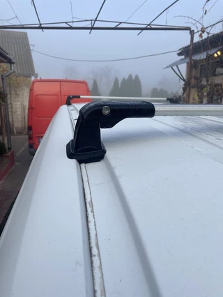 Поперечены в штатні місця під ключ (2 шт) для Ford Courier 2014-2023 рр