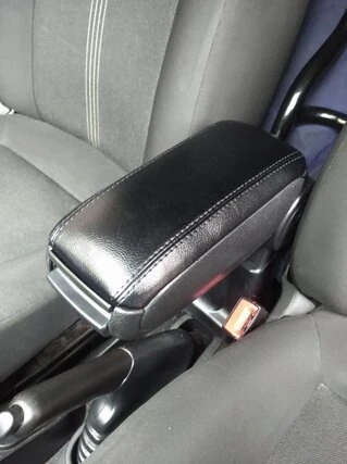 Підлокітник для Peugeot Bipper