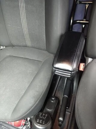 Підлокітник для Peugeot Bipper