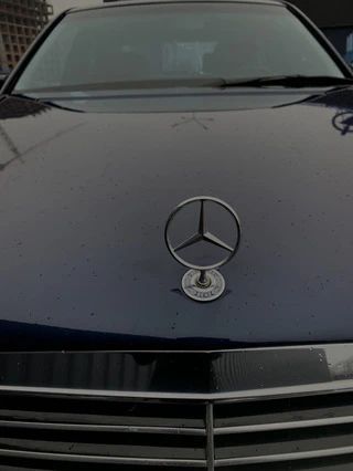 Емблема приціл (з написом) для Mercedes E-сlass W210 1995-2002 рр