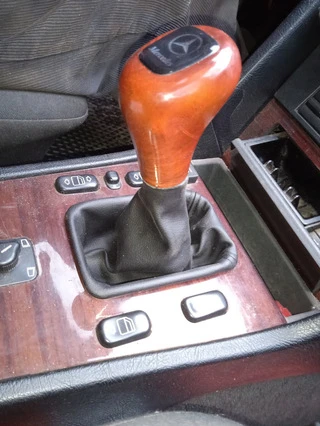 Чохол КПП ОЕМ (кожзам) для Mercedes C-class W202 1993-2001 рр