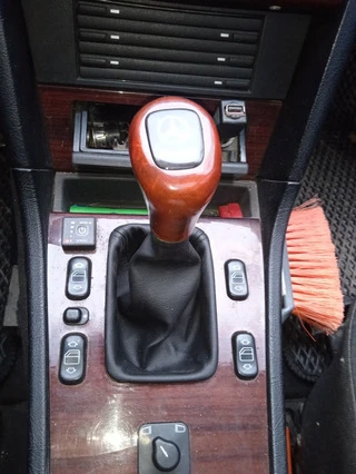 Чохол КПП ОЕМ (кожзам) для Mercedes C-class W202 1993-2001 рр