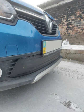 Зимова нижня накладка на решітку (2013-2017) Матова для Renault Sandero рр
