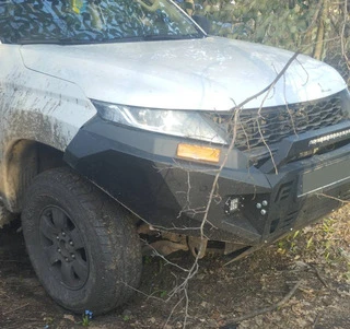 Передній бампер з захистом картеру Dakar (2019-2025) для Mitsubishi L200 рр