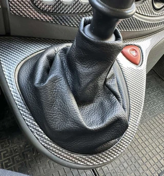 Шкіряний чохол КПП для Nissan Primastar 2002-2014 рр