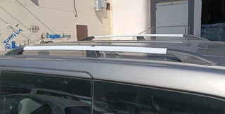 Рейлінги ХРОМ 143 см, Пластикові ніжки для Nissan NV200 2009- рр