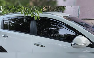 Вітровики (4 шт, HIC) для Kia Sportage 2010-2015 рр