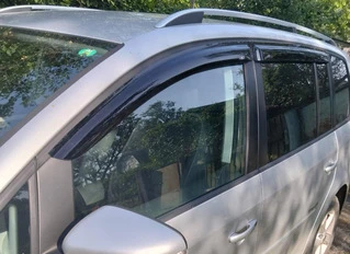 Вітровики (4 шт, HIC) для Volkswagen Touran 2003-2010 рр