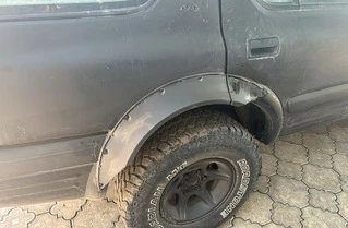 Універсальні накладки на арки UNIV-034 (4 шт, ABS-пластик, чорні)