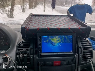 Полиця на панель 2000-2006 (Чорна з червоною ниткою) для Fiat Ducato рр