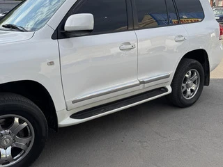 Комплект дверних молдингів (2008-2016) Чорний колір для Toyota Land Cruiser 200