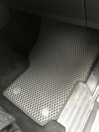 Килимки EVA (чорні) для Volkswagen Amarok 2010-2022 рр