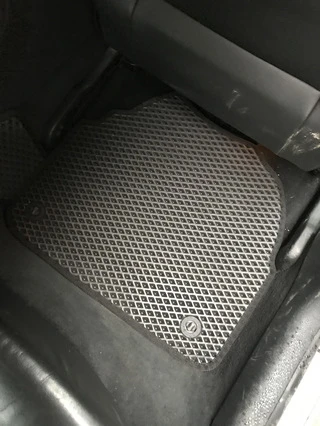 Килимки EVA (чорні) для Skoda Superb 2001-2009 рр