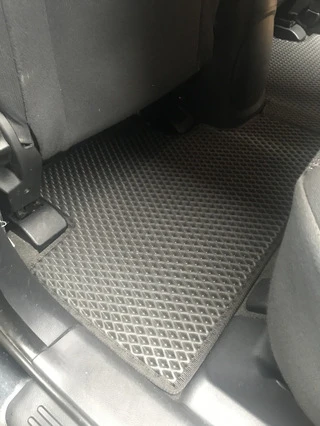 Килимки EVA (чорні) для Kia Sportage 2004-2010 рр