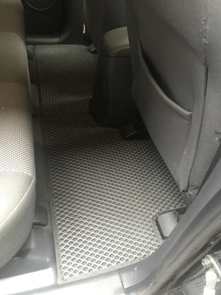 Килимки EVA (чорні) для Kia Sportage 2004-2010 рр