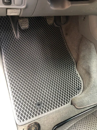 Килимки EVA (чорні) для Toyota Hilux 2006-2015 рр