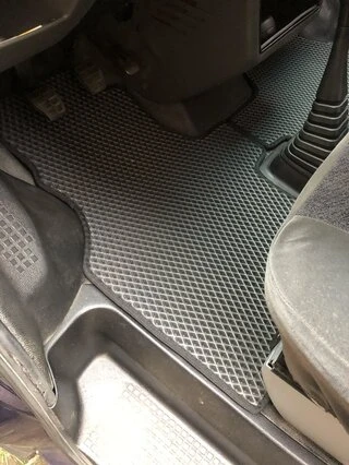 Килимки EVA (чорні) для Volkswagen T4 Caravelle/Multivan