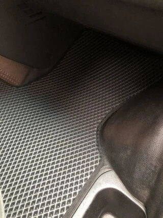 Килимки EVA (чорні) для Volkswagen T4 Caravelle/Multivan