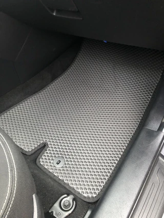 Килимки EVA V2 (чорні) для Kia Sportage 2010-2015 рр