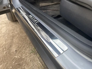 Накладки на пороги OmsaLine (4 шт, нерж) для Volkswagen Passat B5 1997-2005 рр