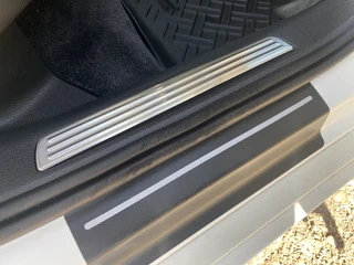 Накладки на внутрішні пороги Carmos (4 шт, нерж) для Volkswagen Passat B8 2015-2023 рр