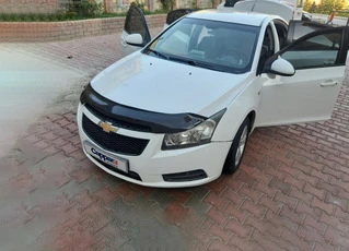Дефлектор капоту (Eurocap) для Chevrolet Cruze 2009-2015 рр