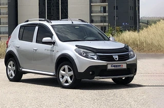 Дефлектор капоту (EuroCap) для Dacia Sandero 2007-2013 рр