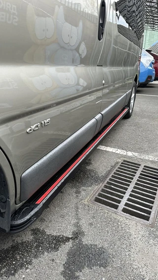 Бокові пороги Maya Red (2 шт., алюміній) Довга база для Nissan Primastar 2002-2014 рр