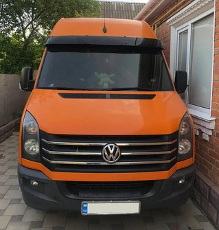 Козирок на лобове скло на рамі V2 (чорний глянець, 5мм) для Volkswagen Crafter 2006-2016 рр