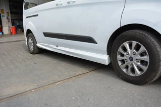 Пороги (2 шт, під фарбування) Довга база для Ford Custom 2013-2022 рр