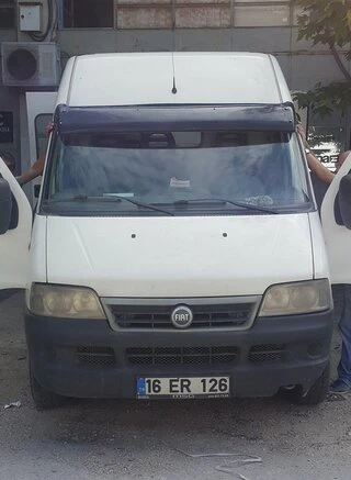 Козирьок на лобове скло (чорний глянець, 5мм) для Peugeot Boxer 1994-2006 рр