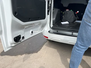 Накладка на задній бампер Carmos (нерж) для Renault Dokker 2013-2022 рр