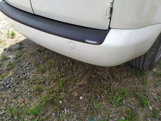 Накладка на задній бампер (ABS) для Volkswagen Caddy 2004-2010 рр
