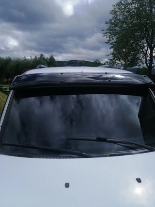 Козирьок на лобове скло (чорний глянець, 5мм) для Fiat Doblo I 2005-2010 рр