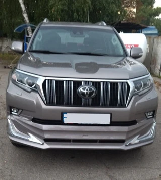 Накладки на передній і задній бампер Modelista V3-LED (2017-) Білий колір для Toyota Land Cruiser Prado 150