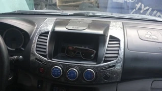 Накладки на панель (11 деталей) Дерево для Mitsubishi L200 2006-2015 рр