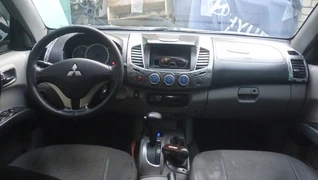 Накладки на панель (11 деталей) Дерево для Mitsubishi L200 2006-2015 рр