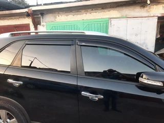 Вітровики (4 шт, HIC) для Kia Sorento II XM 2009-2014 рр