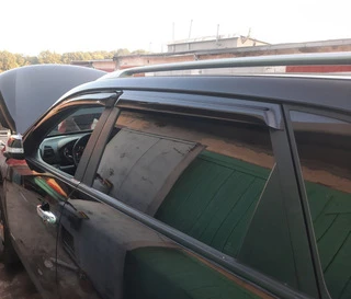 Вітровики (4 шт, HIC) для Kia Sorento II XM 2009-2014 рр