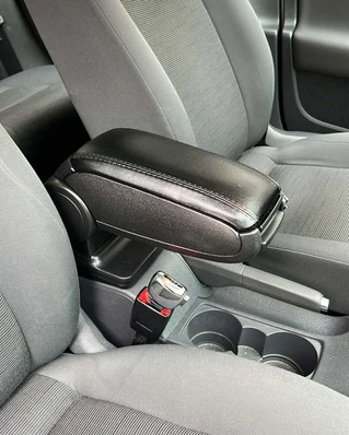 Підлокітник (у ключницю) для Volkswagen Golf 5