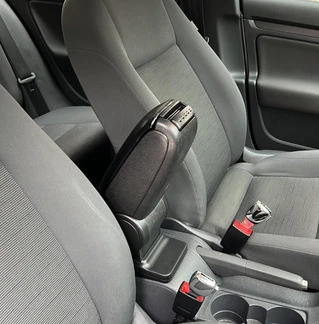 Підлокітник (у ключницю) для Volkswagen Golf 5