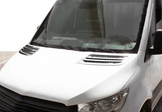 Накладки на повітрозабірник Carmos (2 шт., нерж) для Mercedes Sprinter W907/W910 2018- рр